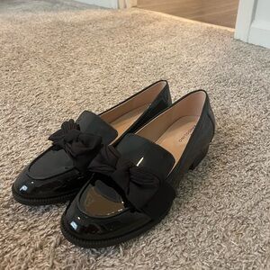 Bandolino Bow Loafers